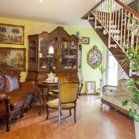 Deutsche Messe - Private & - Agency Homestay *