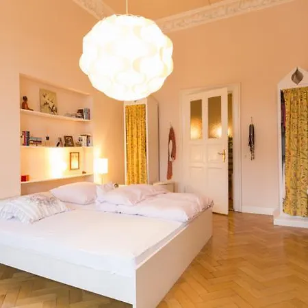 Homestay Deutsche Messe - Private & - Agency *