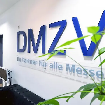 Deutsche Messe - Private & - Agency Homestay *