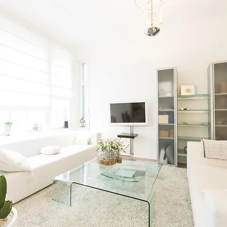 Homestay Deutsche Messe - Private & - Agency Hannover